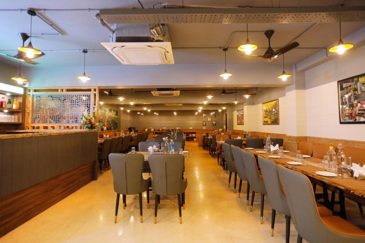 Hotel Dolphin Grand Varanasi