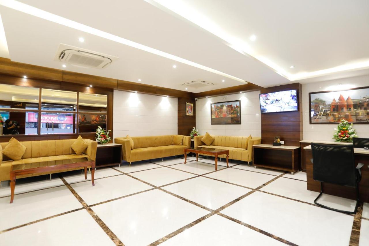 Dolphin Grand Hotel
